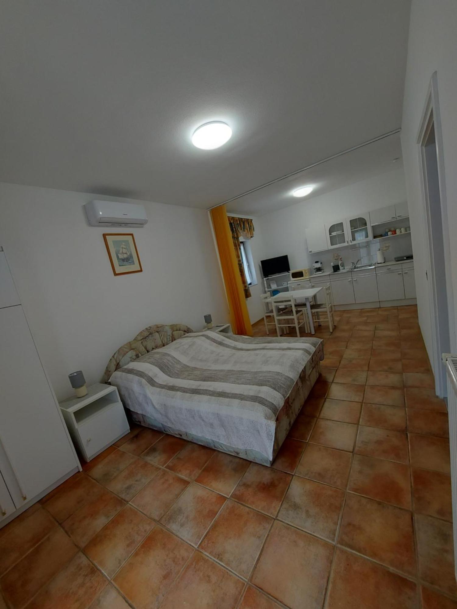 Istvan Apartmanok Keszthely Exterior photo
