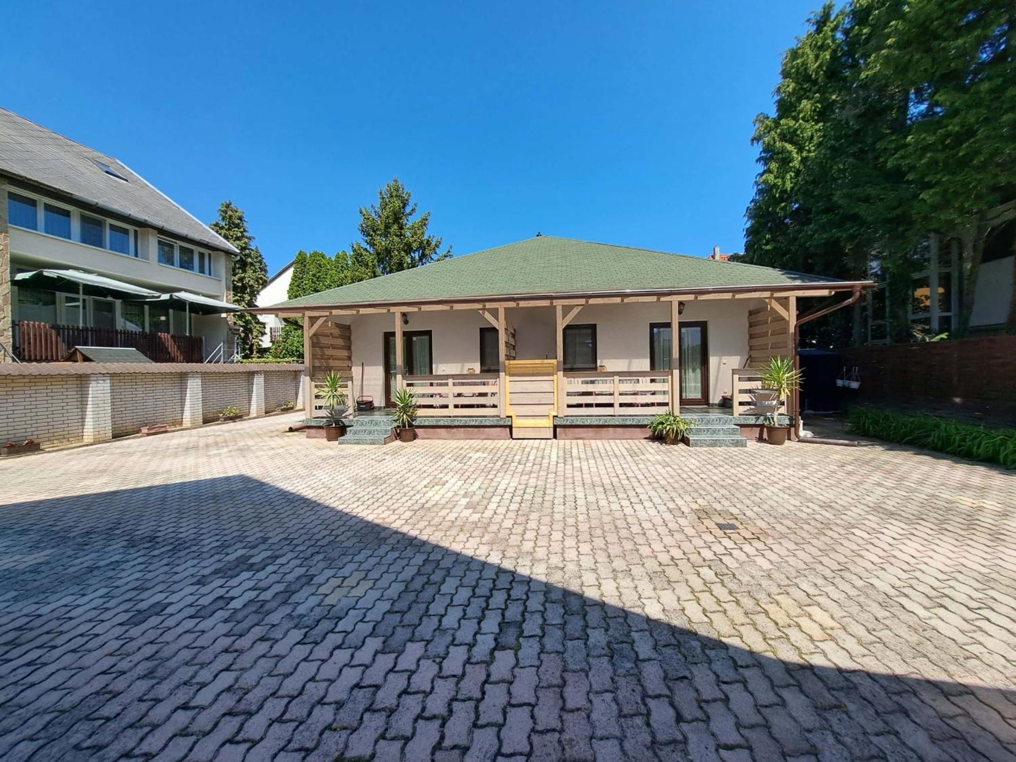 Istvan Apartmanok Keszthely Exterior photo